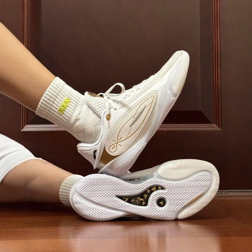 李宁韦德808 5Ultra䨻科技减震回弹篮球鞋低帮实战球鞋夏季新款男