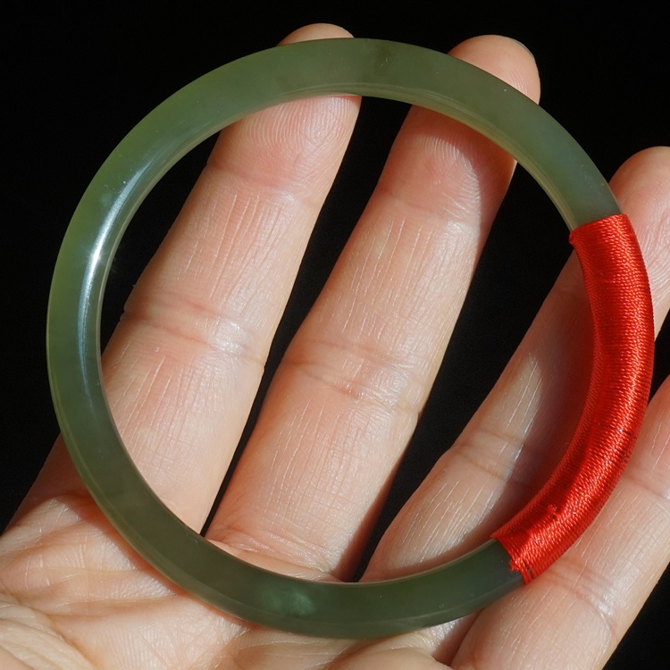 微瑕 7#内径56mm天然和田玉手镯叮当手镯正品青白玉手镯细条圆条