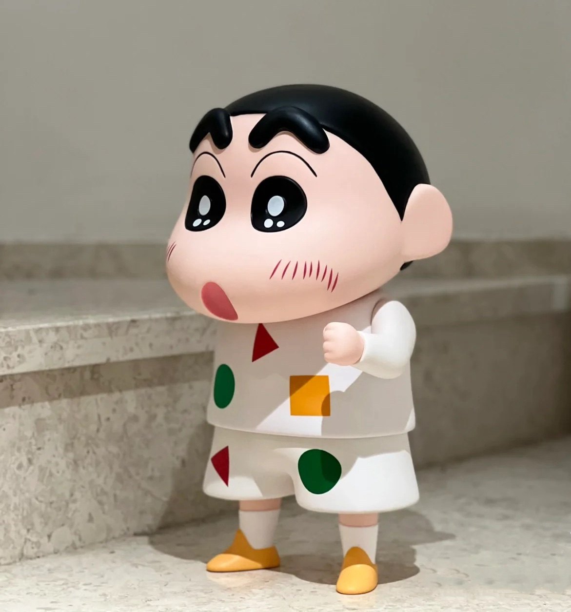 正品蜡笔小新手办系列礼物1比1潮玩盲盒
