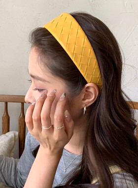 菱格编织皮质宽边发箍女2026新款高级感时尚网红头箍发卡