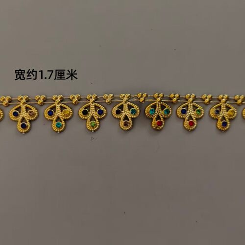 手工折纸花边民族服装新