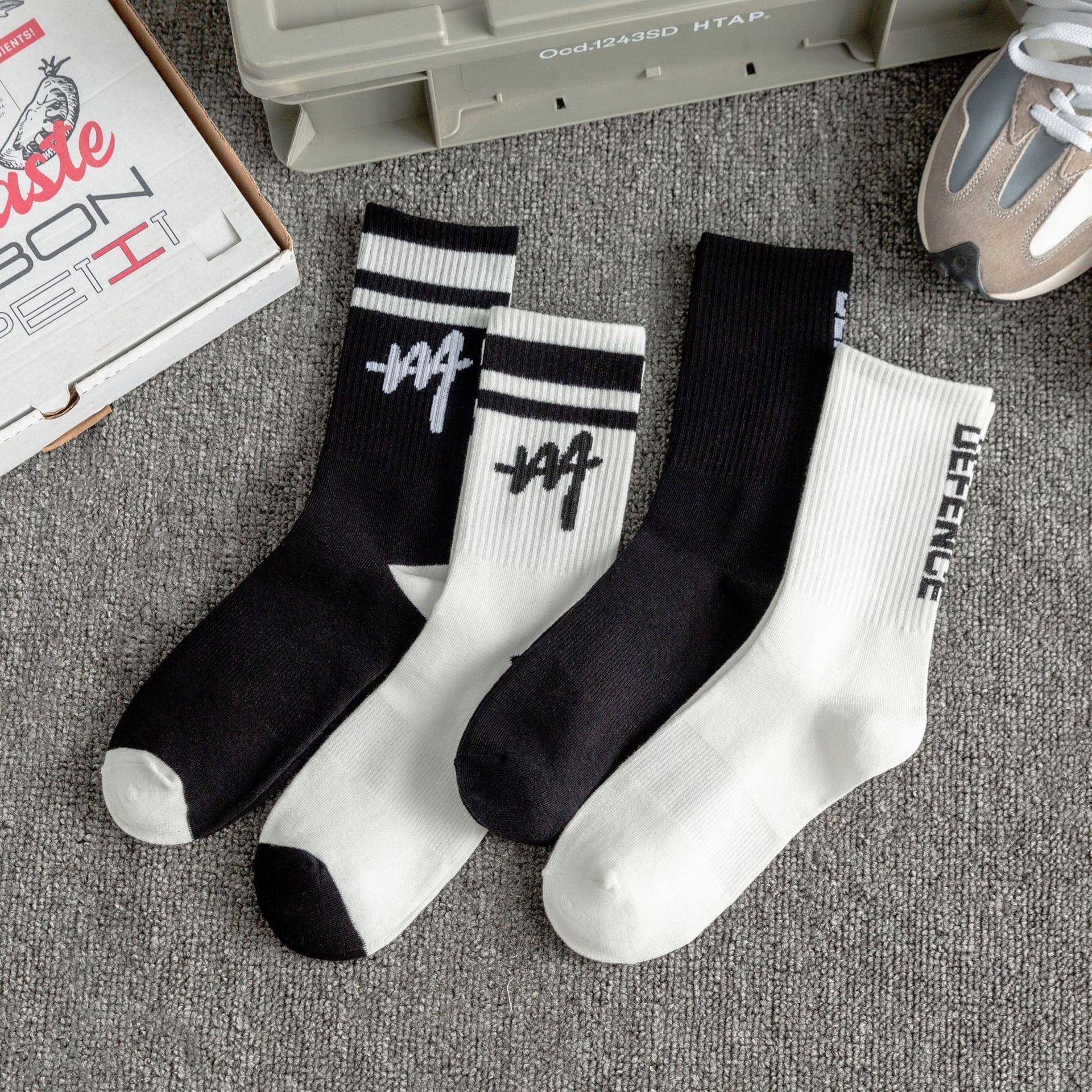 情侣学生棉袜跨境春夏季黑白色运动篮球长袜包邮男款中筒袜子