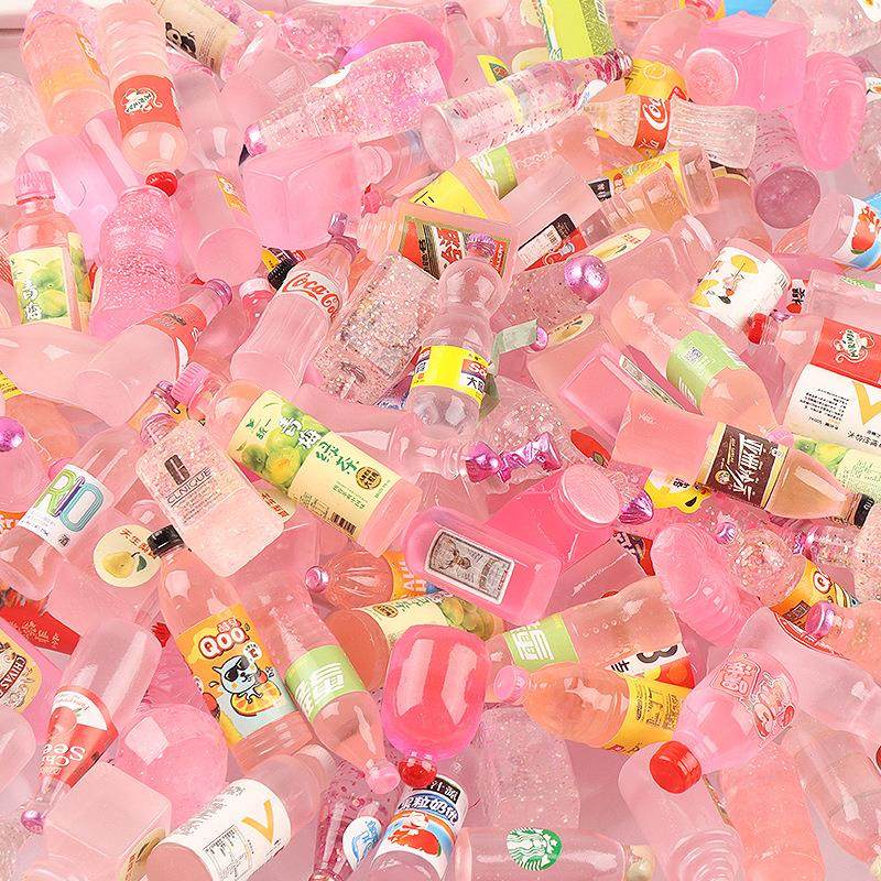 车载中控台小摆件迷你夜光皇冠小鸡车上装饰品汽车内用品大全可爱