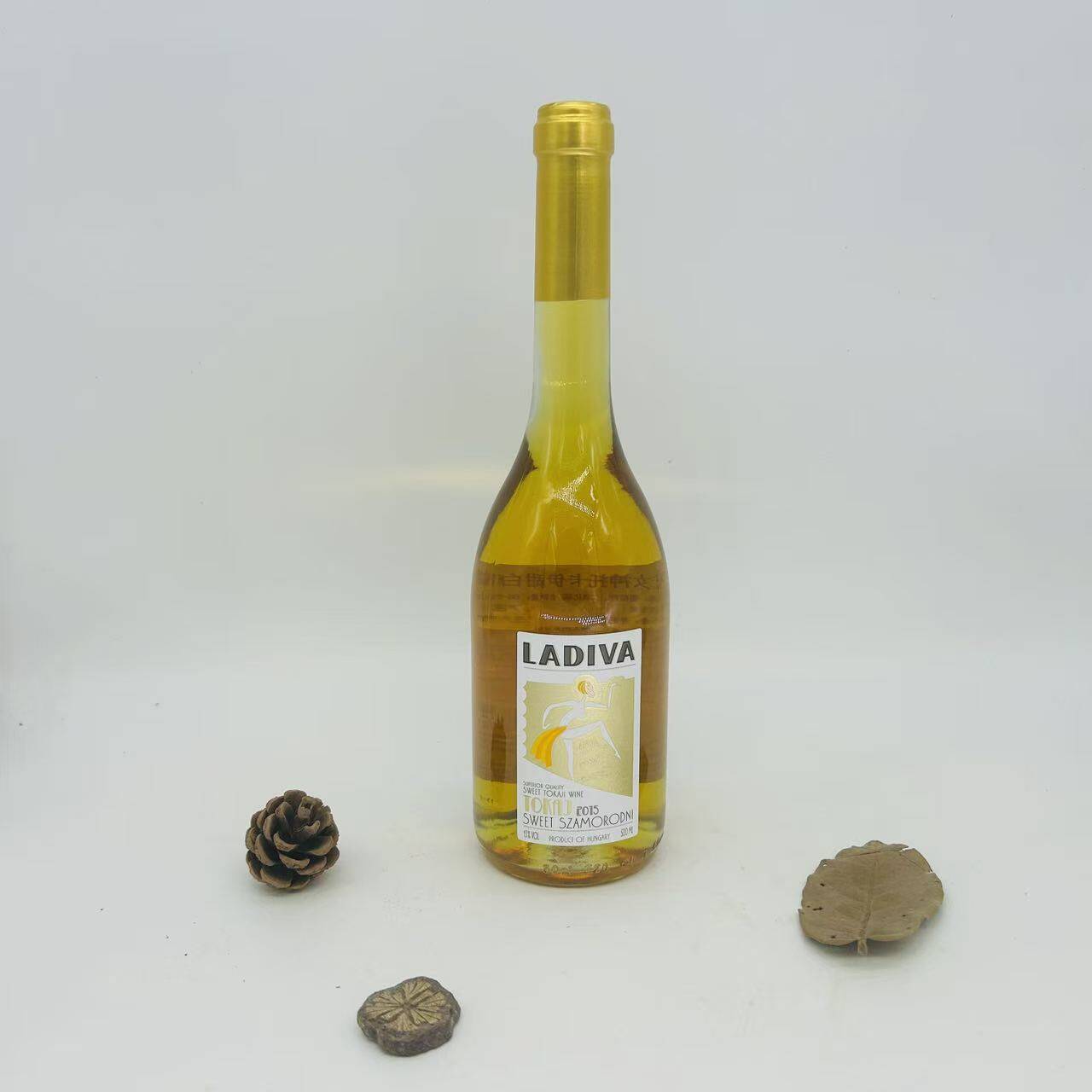 匈牙利原装进口托卡伊产区伊瓦女神托卡伊甜白葡萄酒500ml