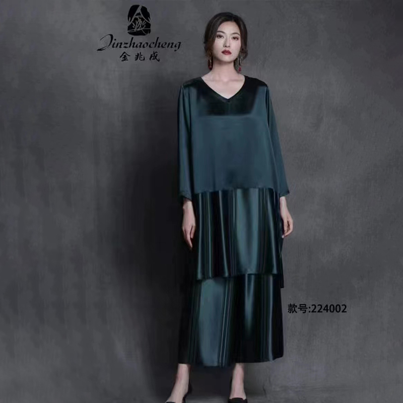 清仓捡漏 品牌女装 洋气休闲宽松大码时尚套装