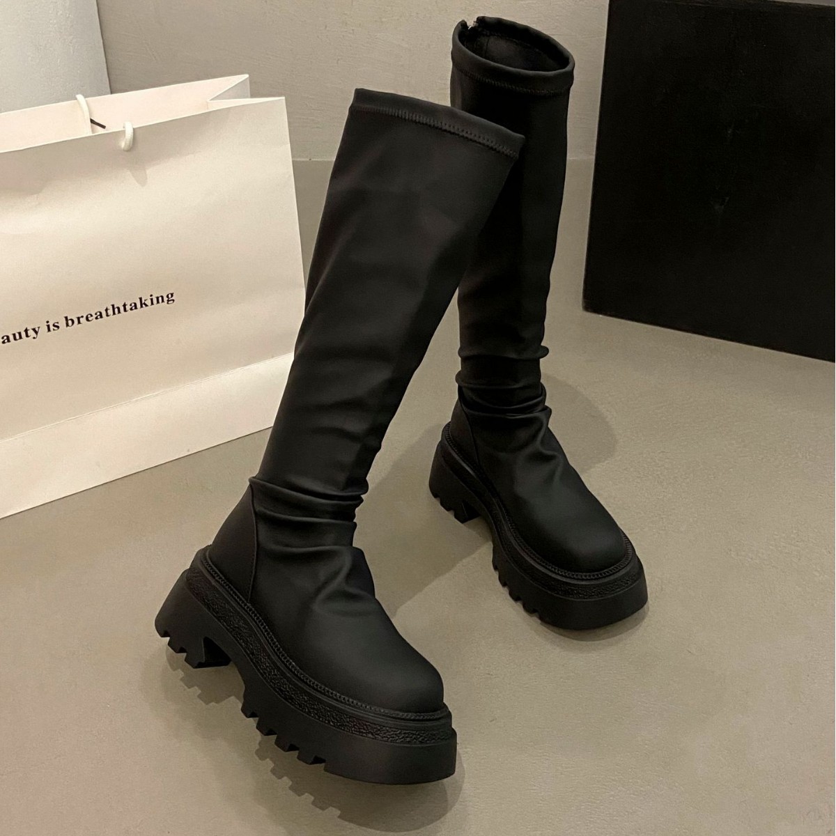 小个子靴子女款2025新款长筒靴秋季厚底美拉德高筒靴黑色筒长靴