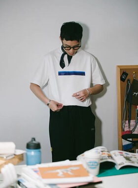 DAKYAM(达人)2025S/S Self-Executing 代码循环简约印花短袖TEE恤