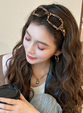 豹纹眼镜发箍女士今年流行的简约高级感洋气时尚轻奢感高颅顶头箍