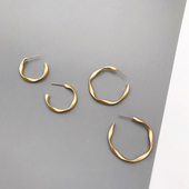 冷淡风极简扭曲金属C型耳钉复古ins雾面哑光半圆耳环 银针防敏