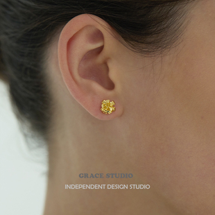 精致迷你chao闪褶皱金属小耳钉女小众简约通勤耳环 S工作日序曲