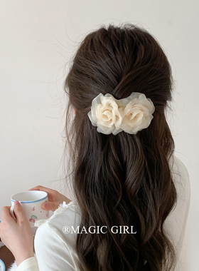 春日超仙嫩黄色山茶花倒插梳发饰后脑勺半扎发头饰氛围感发梳发卡