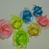 新品 80后怀旧儿童玩具塑料小陀螺地转拧拧飞轮手转战斗陀螺 包邮