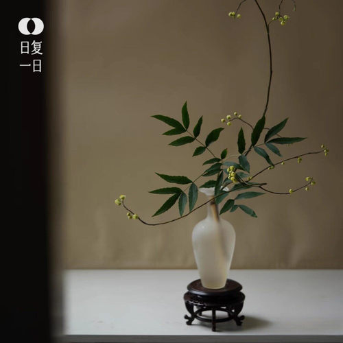 日式磨砂玻璃花瓶复古古典搭配