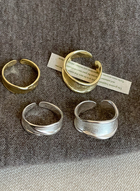 轻奢高级感几何弧形磨砂宽版戒指女个性独特精致时尚潮流指环戒子