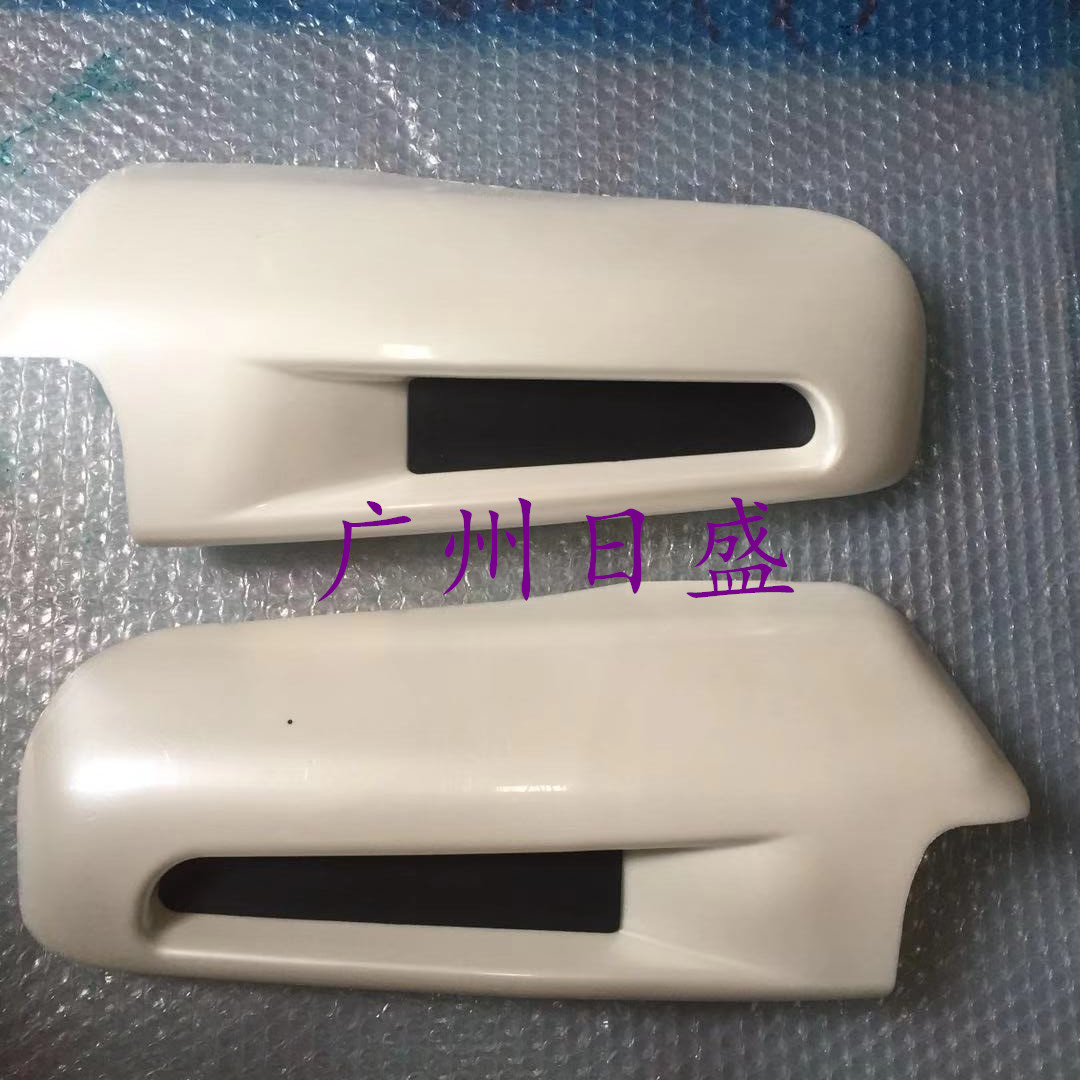 08 09 10 11款陆巡 兰德酷路泽LC200 前护栏 前杠护角 前小杠包角