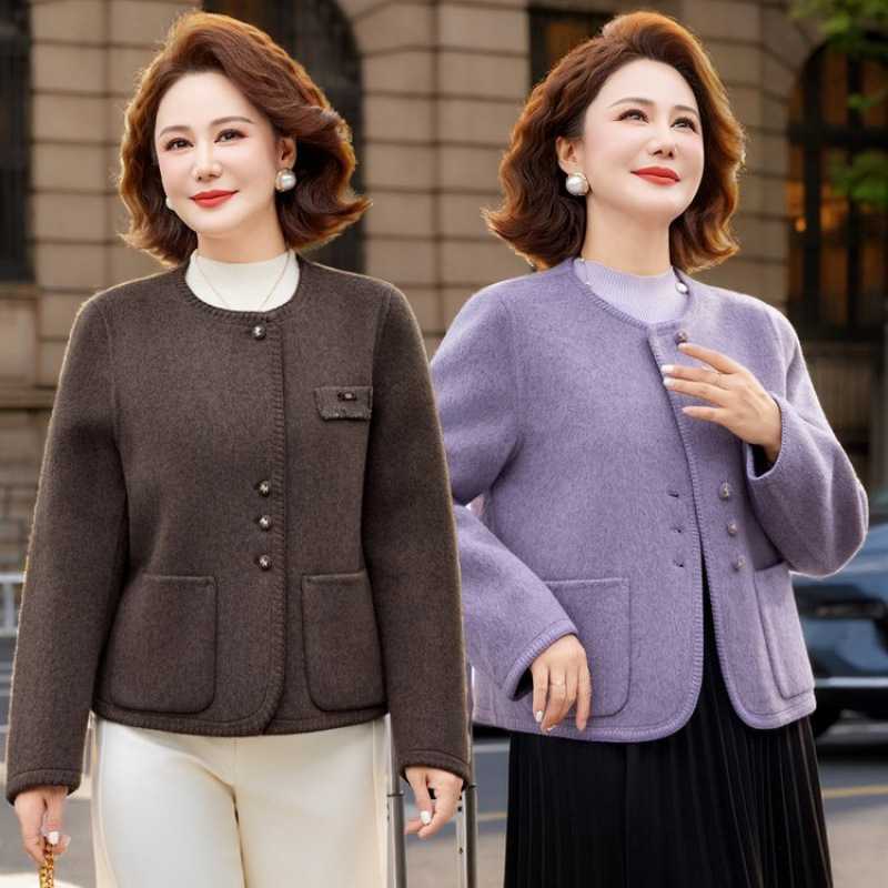 品牌官方妈妈春装气质外套妈妈新款春秋休闲风衣中老年女毛呢短款