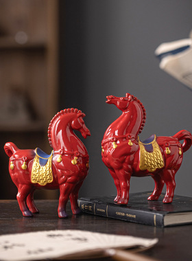 陶瓷红色马摆件创意马上有钱家居客厅办公室桌面装饰小号招财唐马