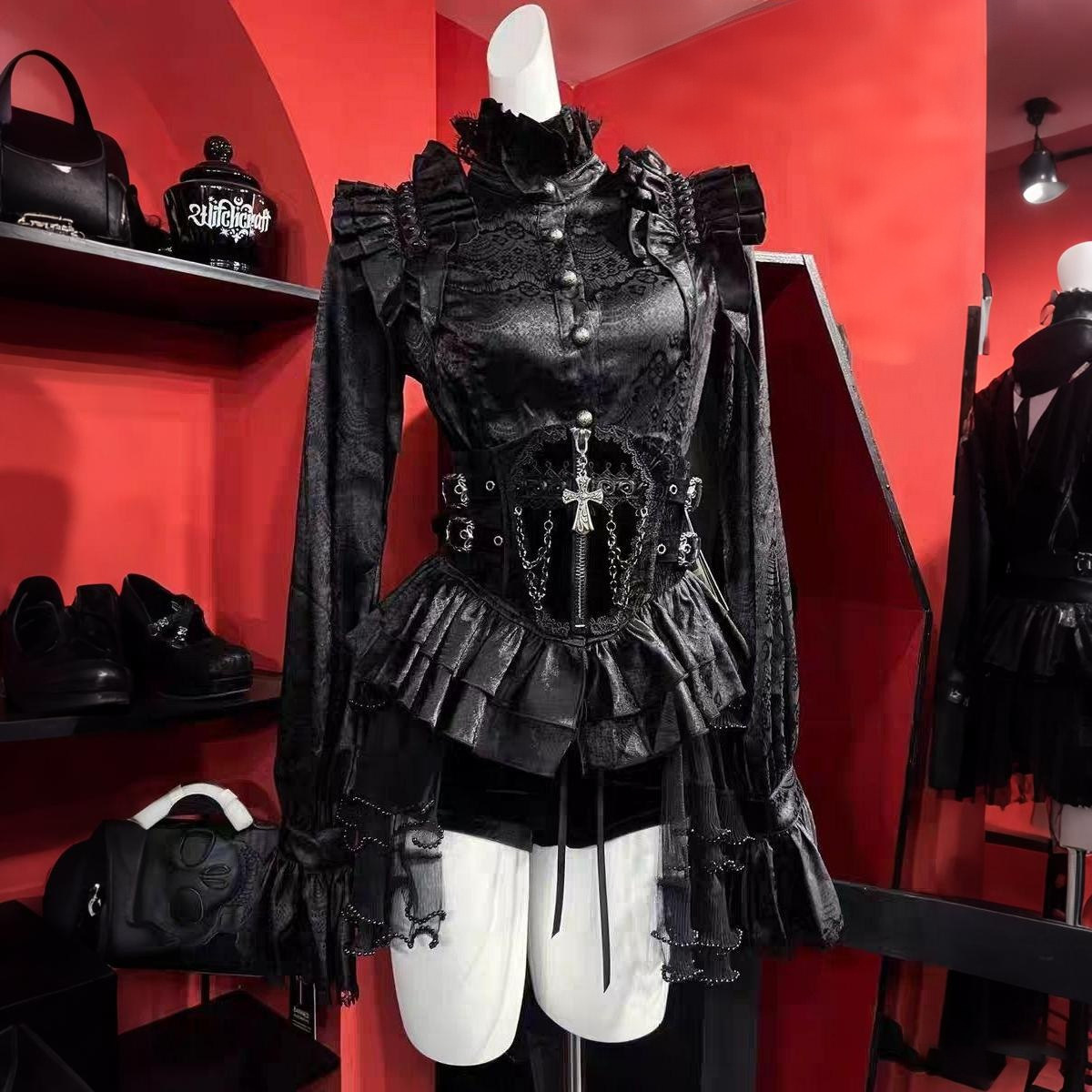 哥特风lolita内搭暗黑木耳边立领衬衫荷叶边朋克摇滚风王子系衬衣,模玩/动漫/周边/娃圈三坑/桌游,lolita衬衫/内搭,淘宝优惠券,粉丝福利购,淘宝优惠卷