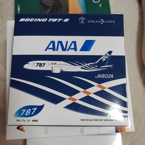 JC wings 1/400 全日空航空 ANA 波音787-8 注册号JA802A退坑出
