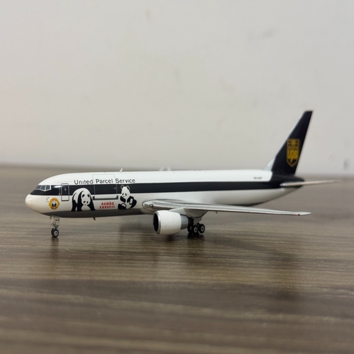 Phoenix ph 1/400 UPS 联合包裹服务 波音B767-300F Panda Expres