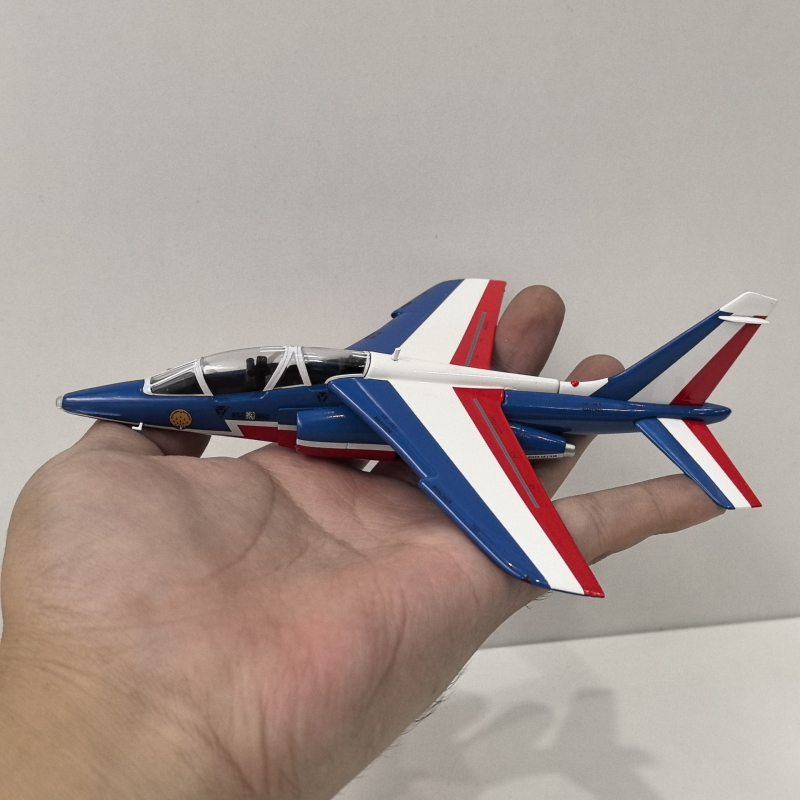 IXO  1/72   DASSAULT   Alpha   jie   PAF  达索飞机模型   合