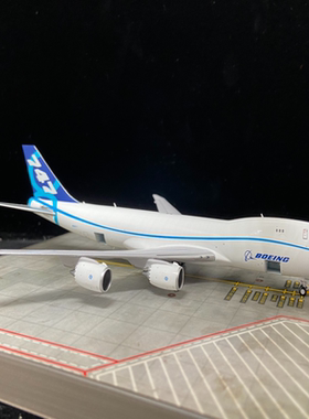1：400 JC绝版  波音公司 747-8F 原型机，编号N50217  配件齐全