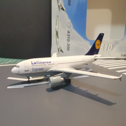 Aeroclassics AC 1/400 汉莎快运航空 Lufthansa A310-300 D-AIDD