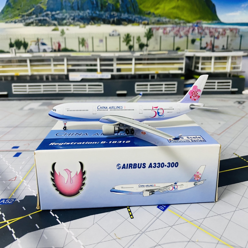 (顺丰到付)Phoenix PH4CAL448  台湾中华航空 A330-300 B-18312
