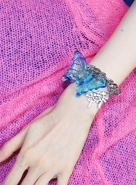 承李李原创设计 琉璃蝴蝶雕刻民族风现货 轻奢小众时尚高级感手链