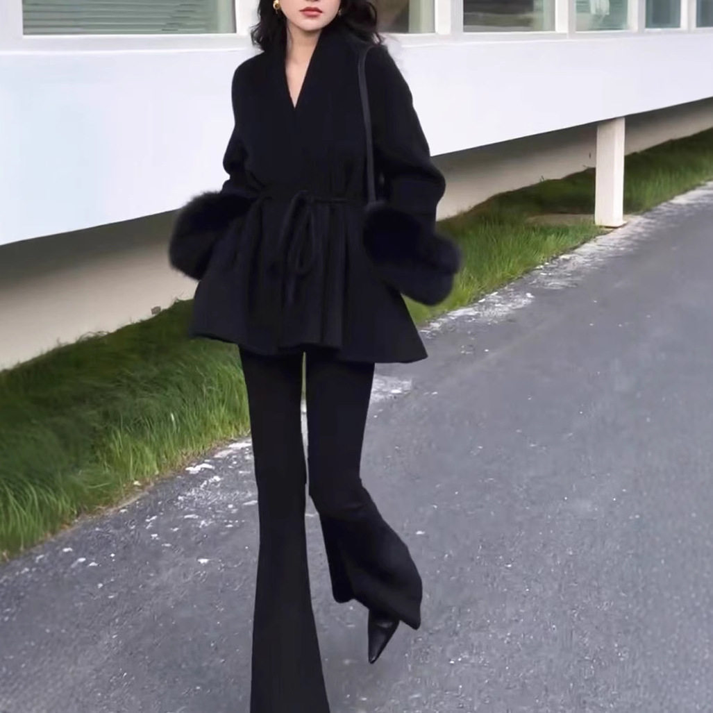 25008大爱美依缘2025秋冬新款韩版高级感小个子毛毛袖口拼接外套