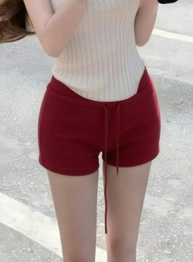 专柜十三行红色高腰休闲短裤女2026夏新款小个子百搭显瘦包臀热裤
