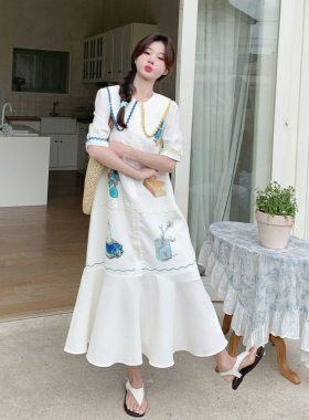 专柜十三行白色娃娃领连衣裙女2025夏新款法式气质洋气减龄多巴胺
