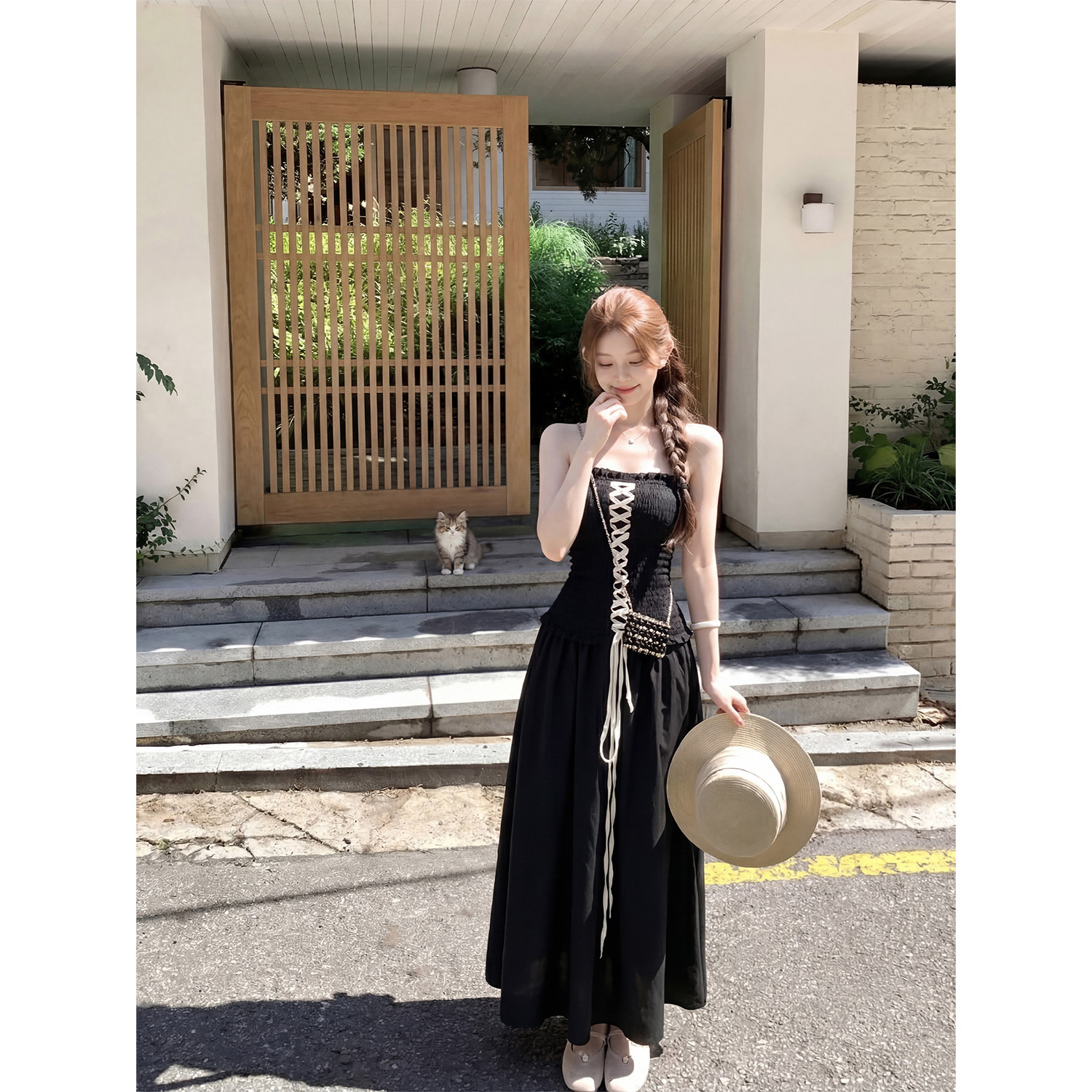 专柜正品甜辣风无袖抹胸连衣裙女夏季法式绑带收腰显瘦大摆长裙子