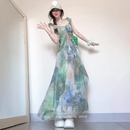 十三行正品法式复古扎染超仙吊带连衣裙女夏季收腰显瘦海边度假风