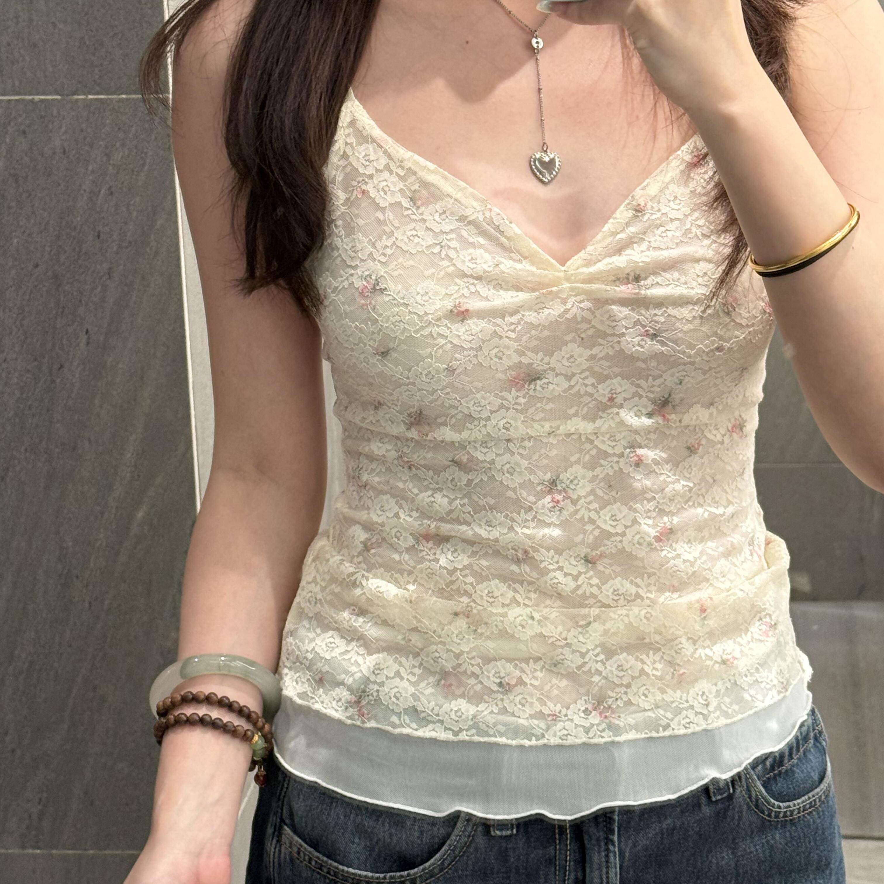专柜正品蕾丝碎花V领吊带背心女夏季纯欲性感辣妹修身显瘦小个子