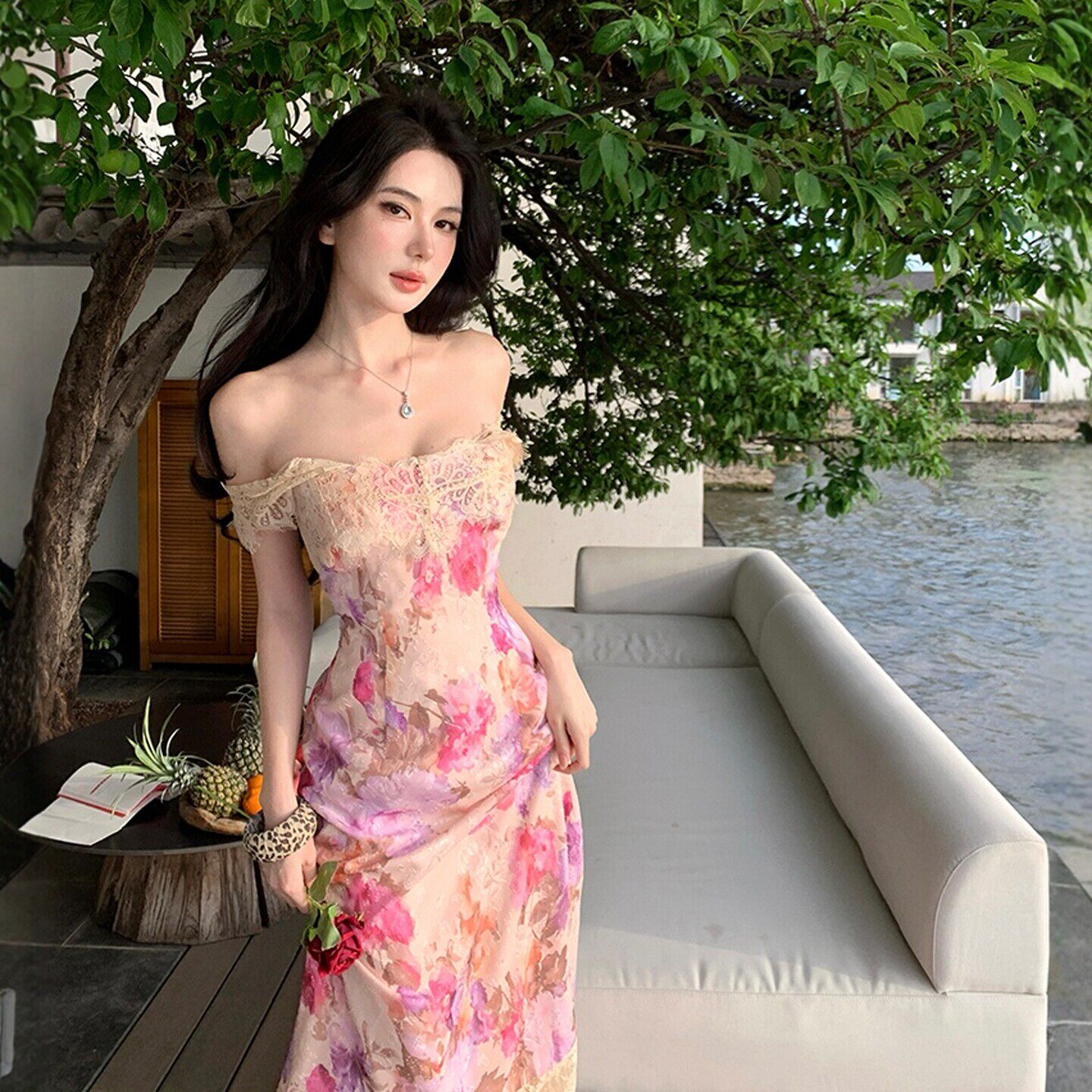 专柜正品御姐独特绝美一字肩碎花修身包臀长裙巨好看的女士连衣裙