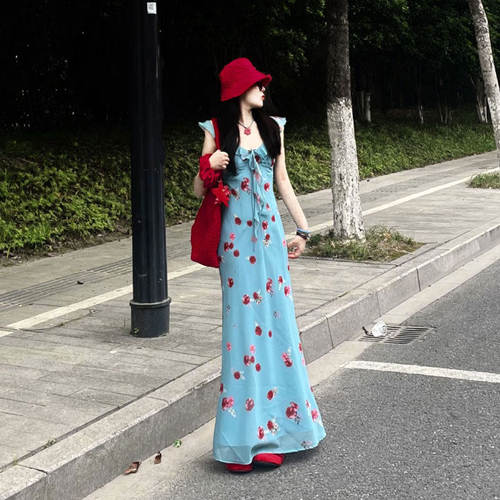 专柜正品复古独特超好看印花吊带连衣裙小众不撞款修身显瘦长裙20