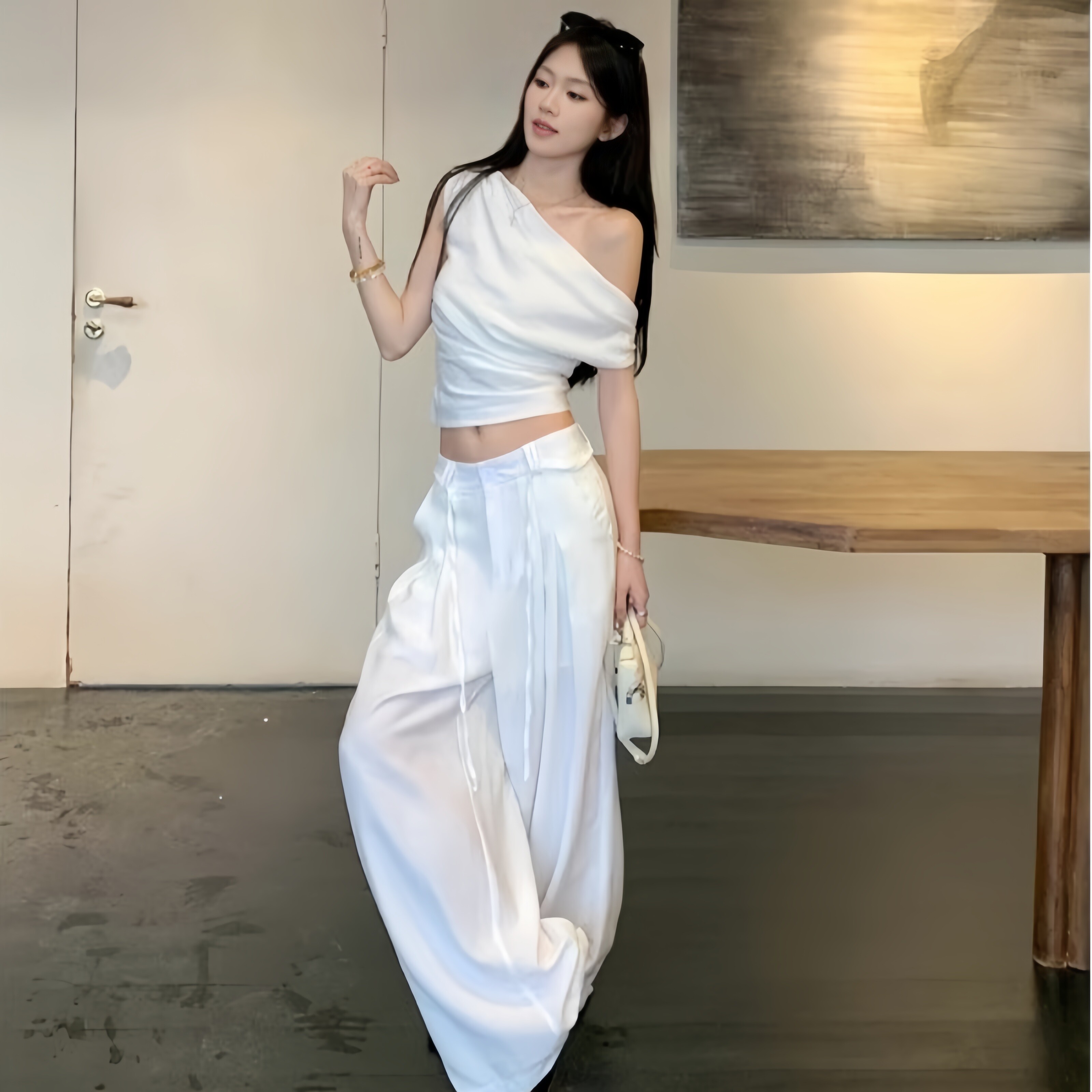 专柜正品酷飒风女装高级感斜肩露肩上衣女夏季气质高腰宽松显瘦阔