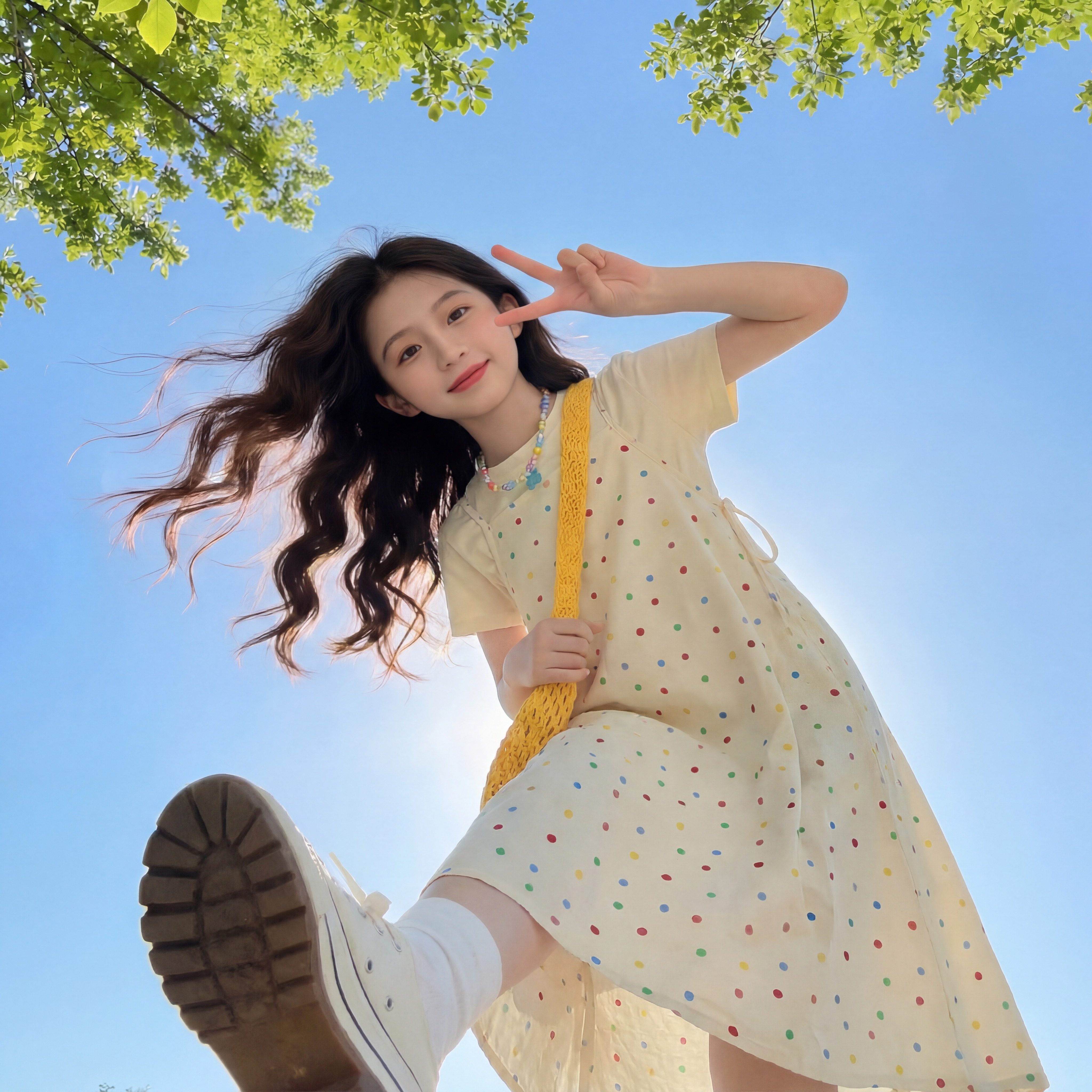 专柜正品女童连衣裙夏2026新款女孩夏日巨好看吊带裙中大童夏天短