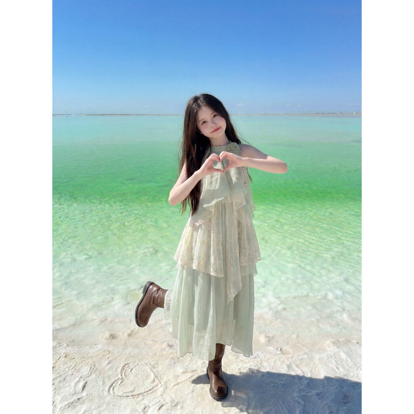 专柜正品连衣裙女款大童夏2026新款女孩海边度假裙初中生夏日巨好