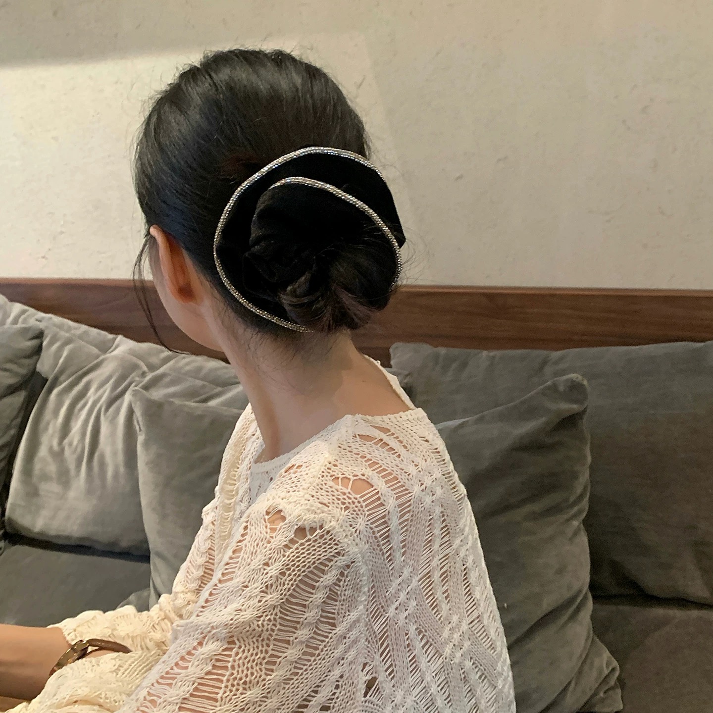 韩国新款发饰高级感丝绒水钻大肠圈气质百搭简约头饰马尾发圈发绳