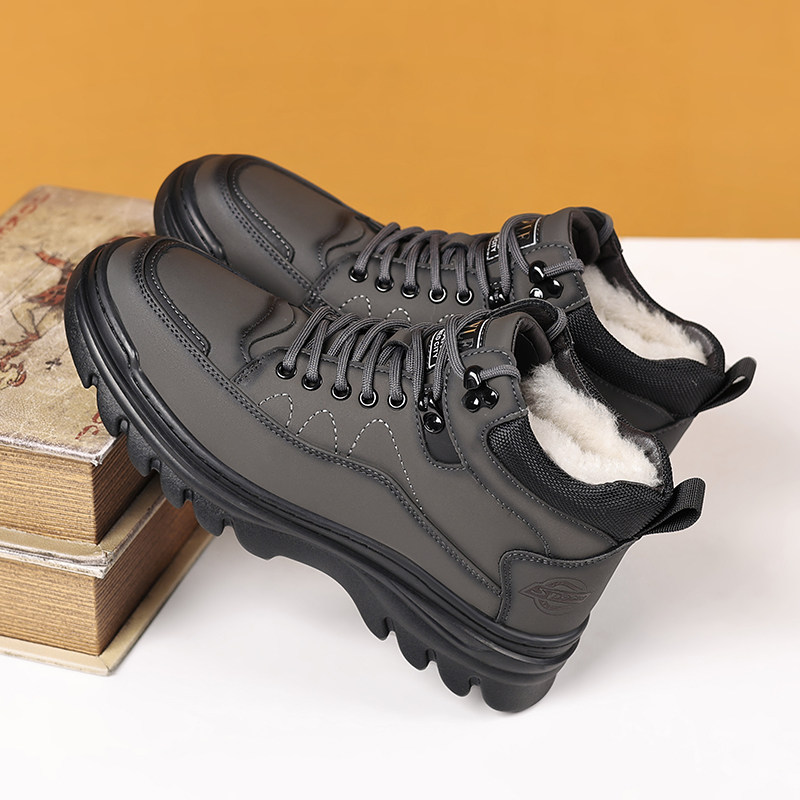 保暖高帮皮鞋软底防滑工装雪地靴