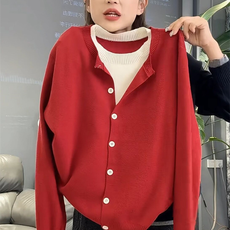 设计感休闲风拼接撞色长袖针织衫