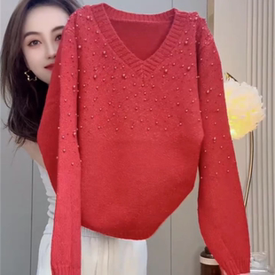 2026春秋新年红色V领重工钉珠针织衫女长袖百搭洋气减龄毛衣上衣
