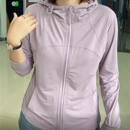 2026夏季新款洋气连帽冰丝凉感修身显瘦运动服外套防晒开衫上衣女