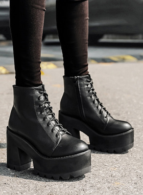 2025冬季圆头交叉绑带侧拉链原宿厚底短靴10CM高跟粗跟学生马丁靴
