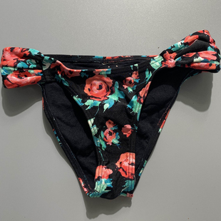 泳衣渡假泳衣女新款显白海边比基尼性感沙滩BIKINI  泳裤  29号箱