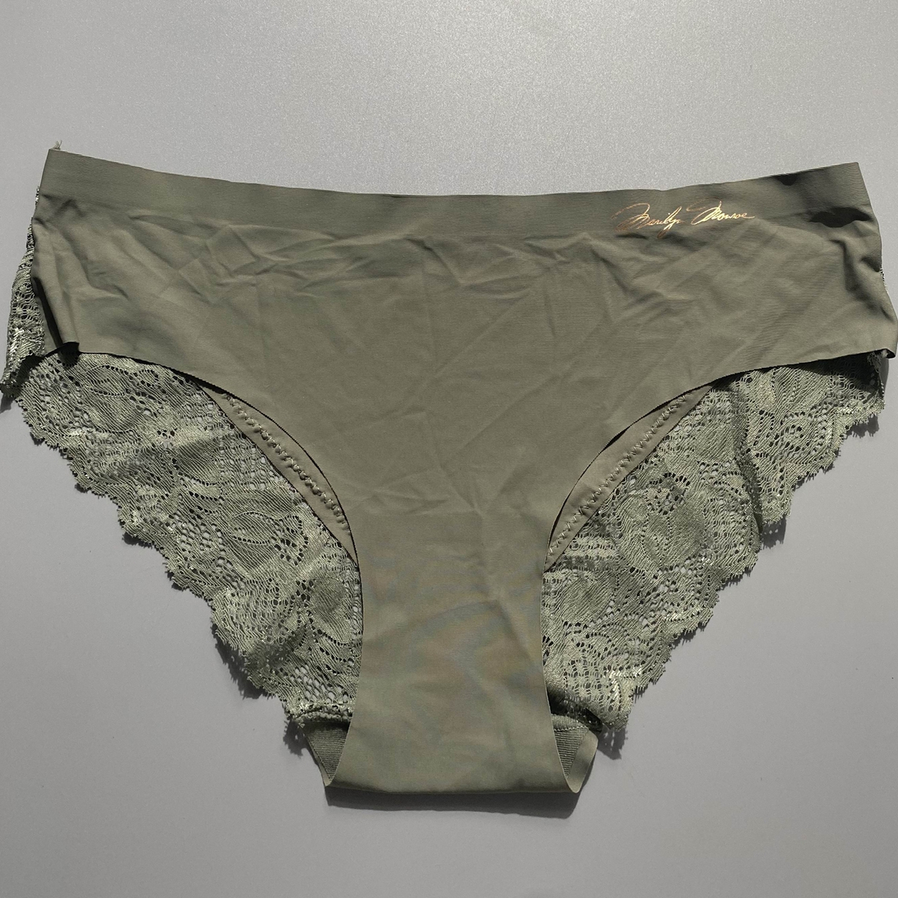 冰丝少女超薄内裤女无痕性感速干学生纯棉档抗菌中腰三角裤女 杂1