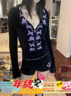 QSC25原创新款针织大翻领开衫外套黑紫提花小猫长袖毛衣