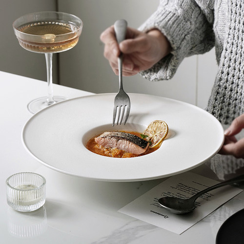 陶柔欧式磨砂简约黑白草帽盘